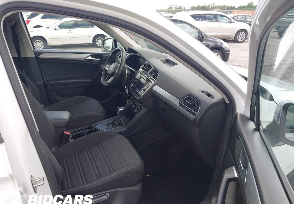 VOLKSWAGEN TIGUAN 2.0T S 2023