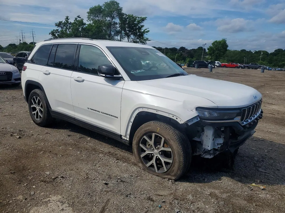 JEEP GRAND CHEROKEE 2023