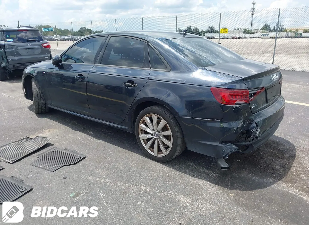 AUDI A4 2018
