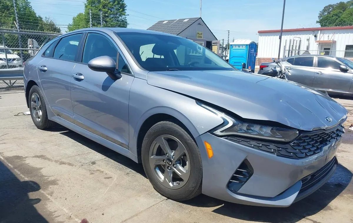 KIA K5 LXS 2021