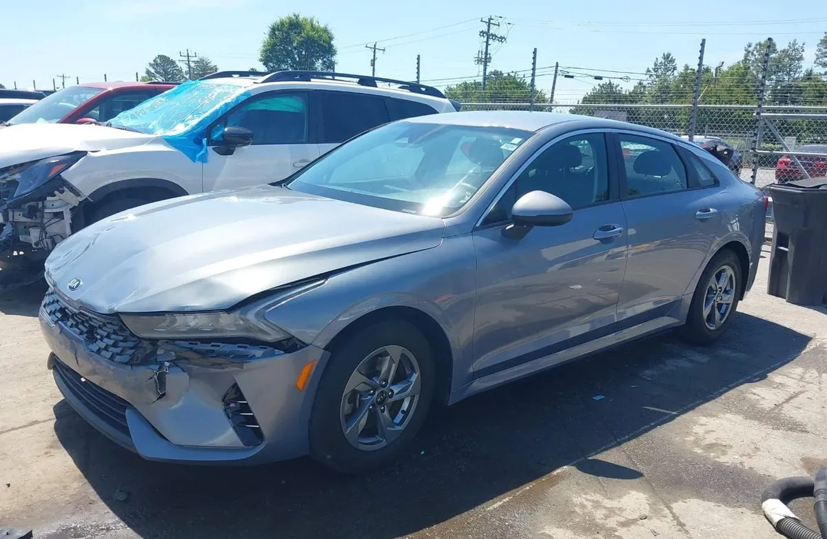 KIA K5 LXS 2021