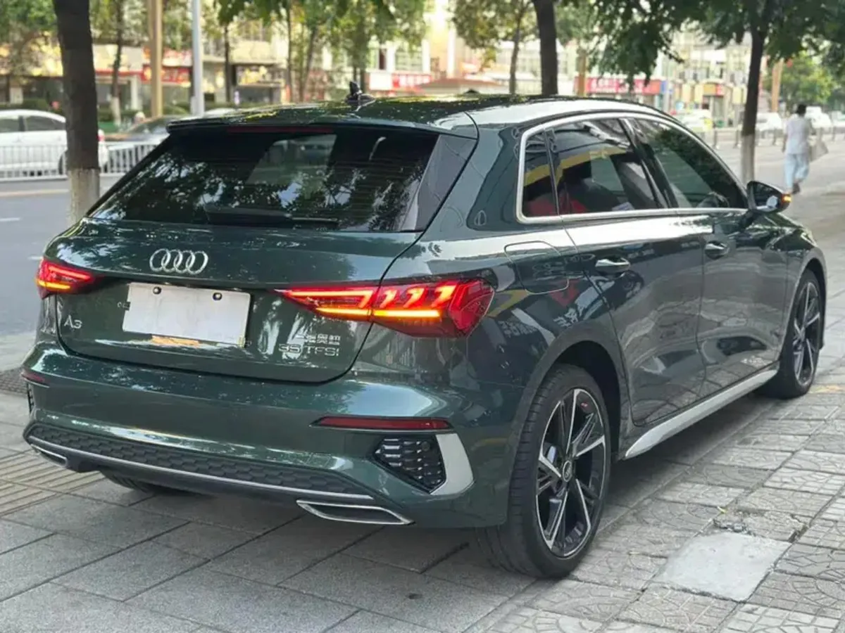AUDI A3 2022