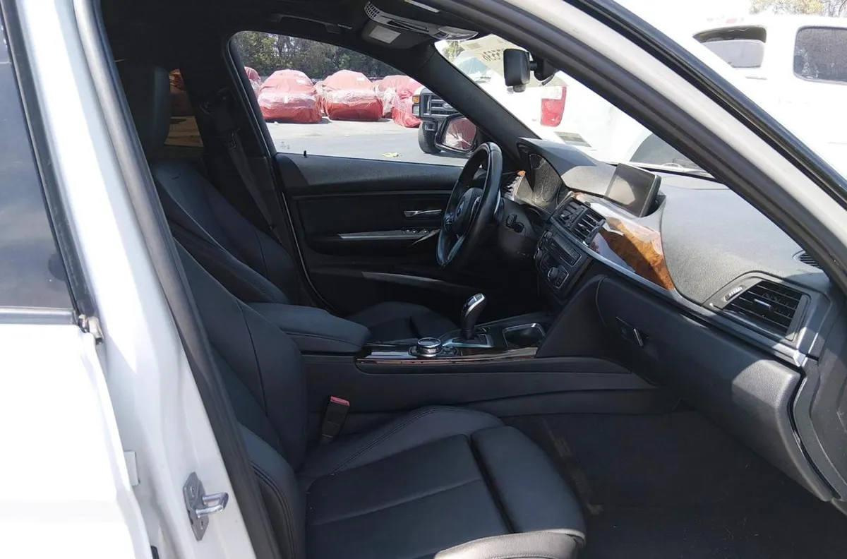 BMW 3 SERIES 3-SERIES 328 I 2014