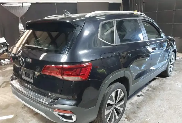VOLKSWAGEN TAOS 2022