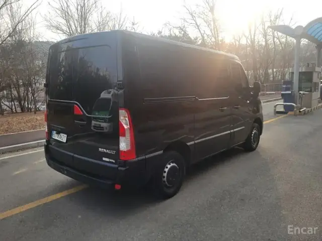 RENAULT MASTER 2022