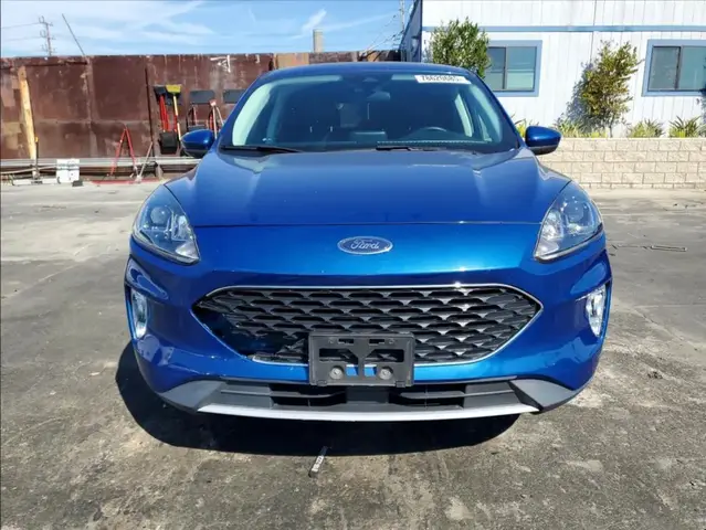 FORD ESCAPE SEL 2022