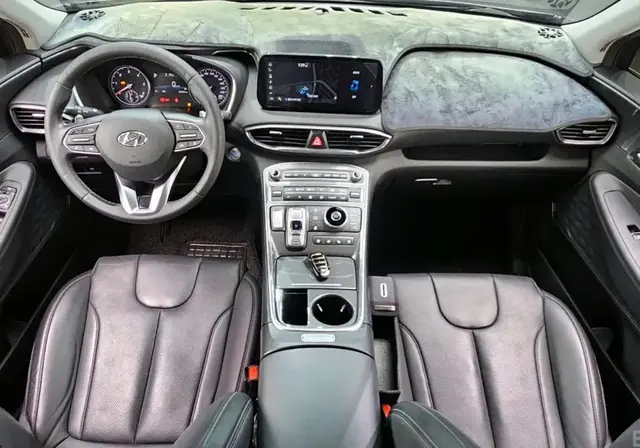 HYUNDAI SANTA FE 2021