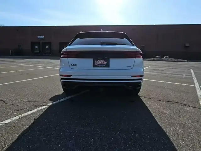 AUDI Q8 PRESTIGE 2021