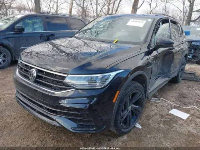 VOLKSWAGEN TIGUAN 2024