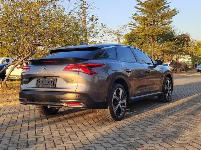 CITROEN VERSAILLES C5 X 2022
