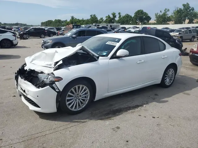 ALFA ROMEO GIULIA 2022