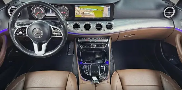 MERCEDES-BENZ W213 AVANTGARDE 2019