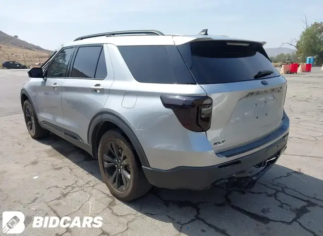 FORD EXPLORER 2023