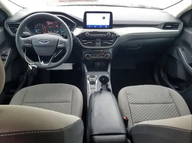 FORD ESCAPE SE 2022