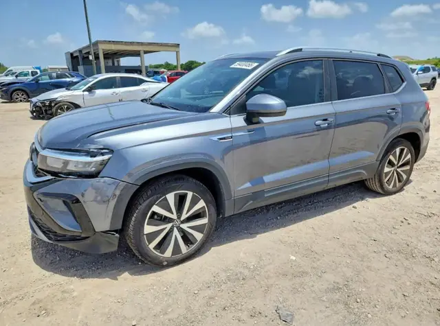 VOLKSWAGEN TAOS SE 2022