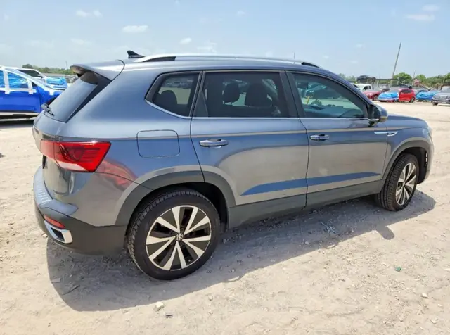 VOLKSWAGEN TAOS SE 2022