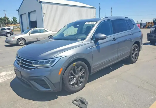 VOLKSWAGEN TIGUAN SE 2024