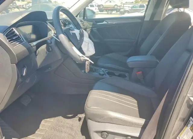 VOLKSWAGEN TIGUAN SE 2024