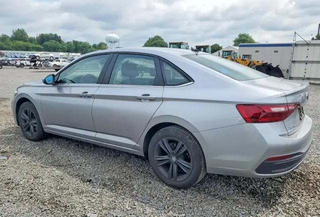 VOLKSWAGEN JETTA SE 2024