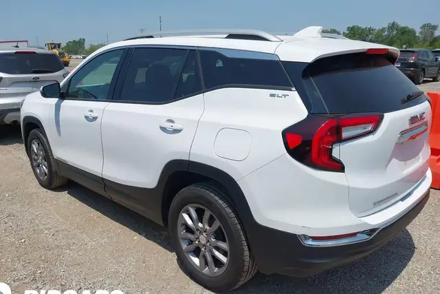 GMC TERRAIN SLT 2024