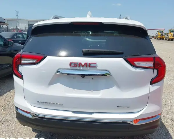 GMC TERRAIN SLT 2024