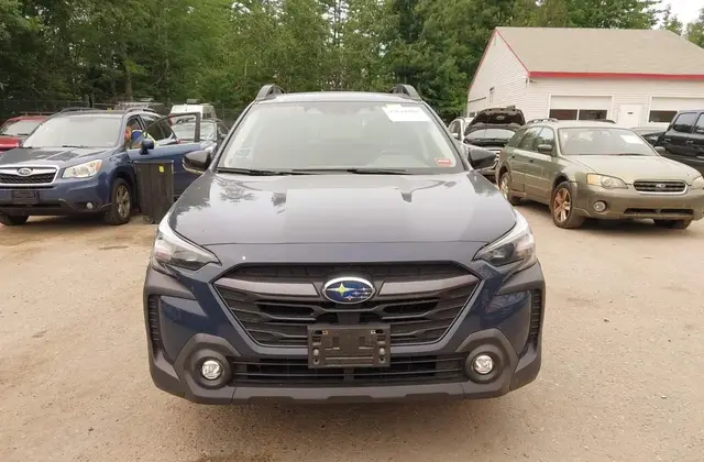SUBARU OUTBACK PREMIUM 2024