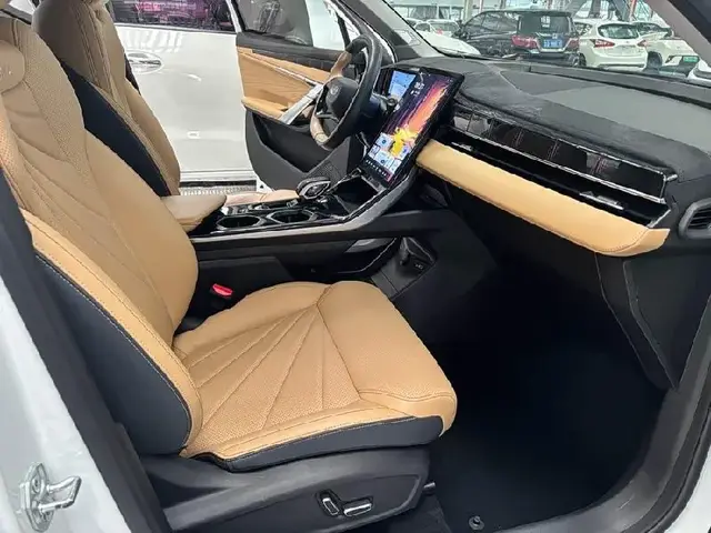 GEELY BOYUE L PREMIUM MODEL 2022